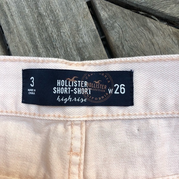 Hollister Embroidered High Rise Shorts Size 26 - Picture 3 of 6